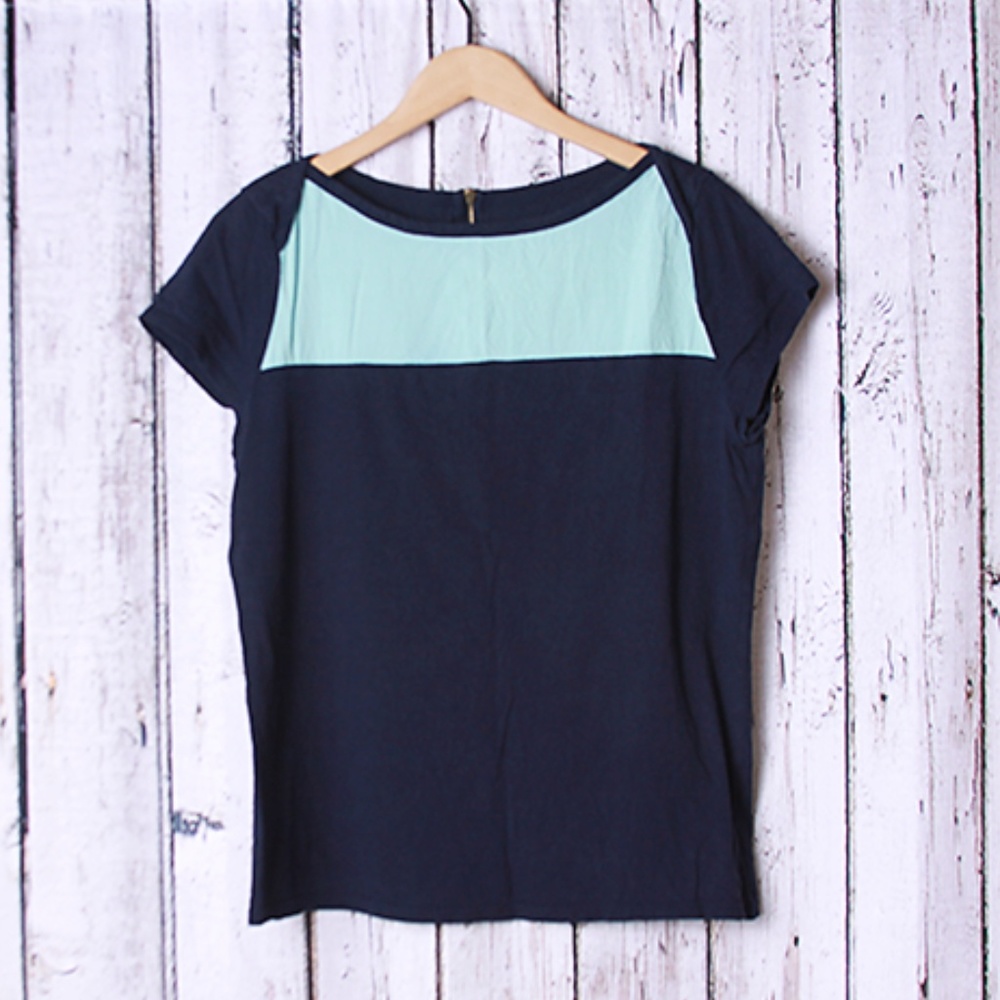 Merona Shirt w/ Zipper Accent Back Size L